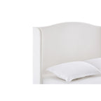 Cama King tapizada en chenilla blanca crema con cabecero tipo ala y respaldo curvado, para 2