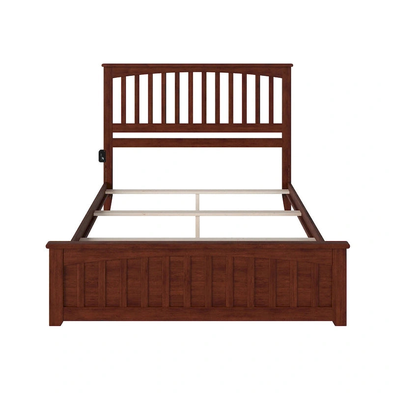 Estructura de Cama Queen de Nogal con Piecera, Estilo Misión, Capacidad 1 persona
