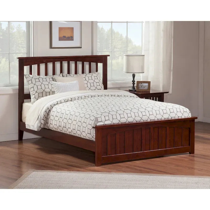 Estructura de Cama Queen de Nogal con Piecera, Estilo Misión, Capacidad 1 persona